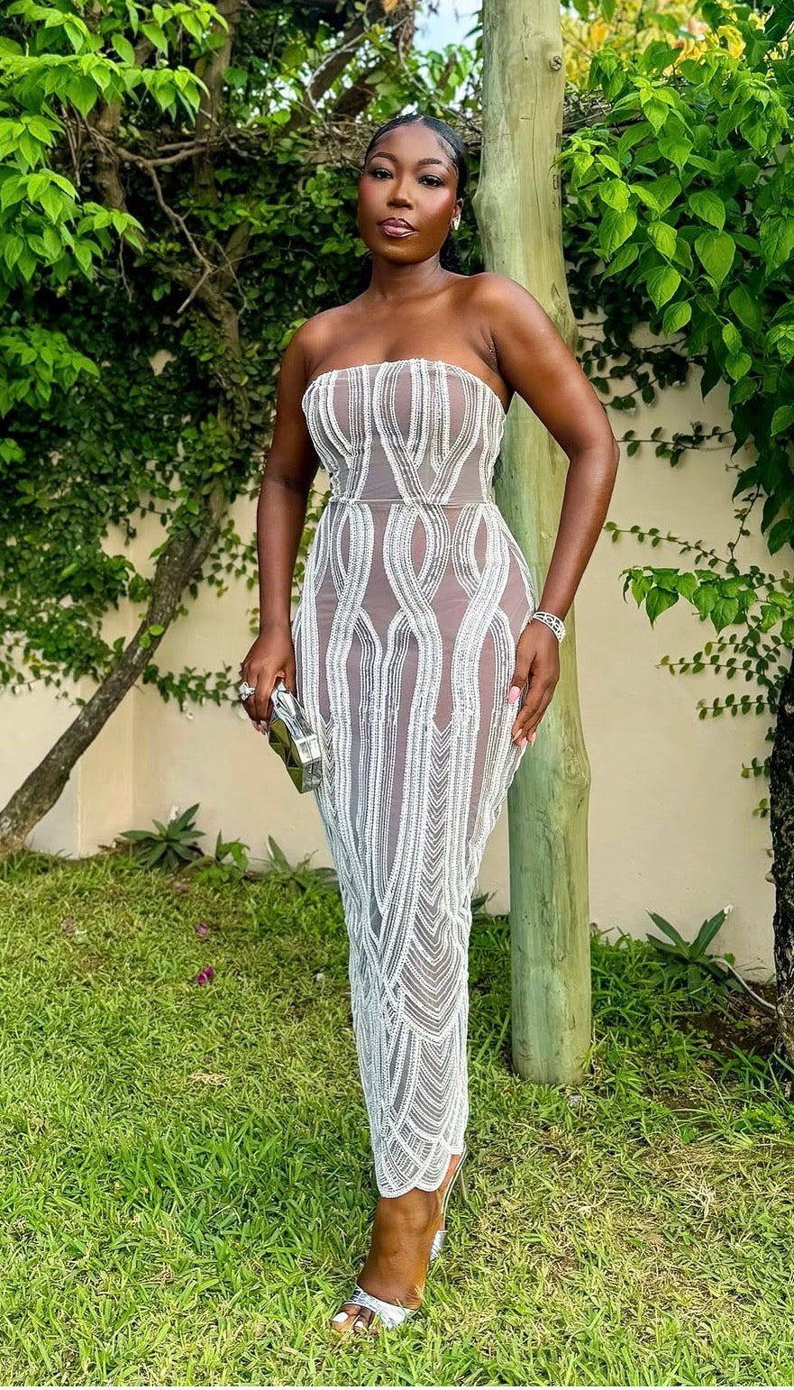 WHITE BEADED STRAPLESS OMETSEY MIDI DRESS