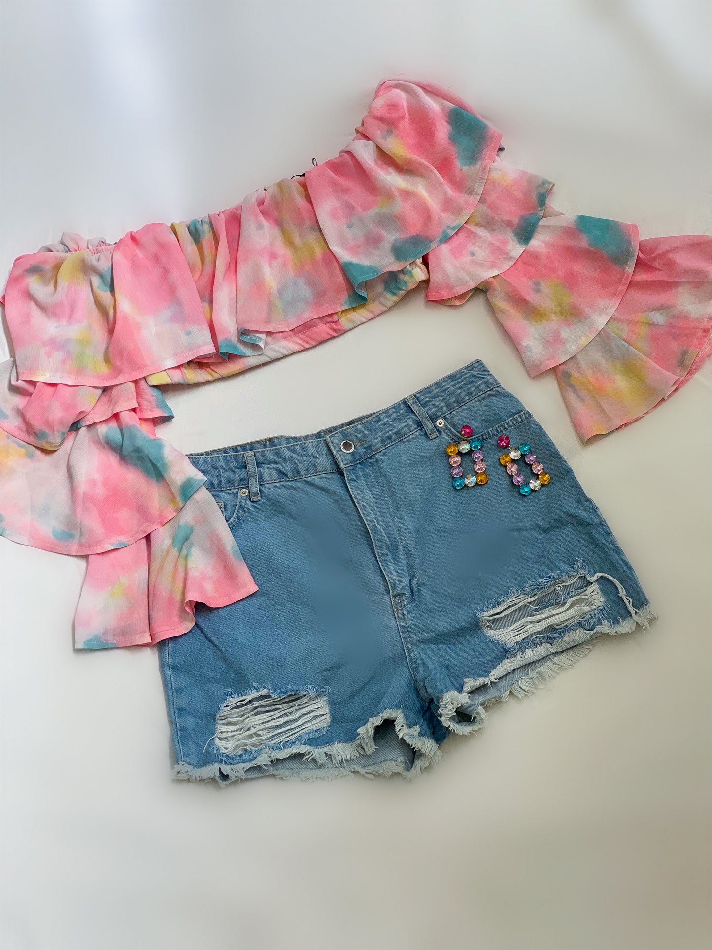 NEW pastel Boohoo off shoulder crop top with tiered sleeves - NBW