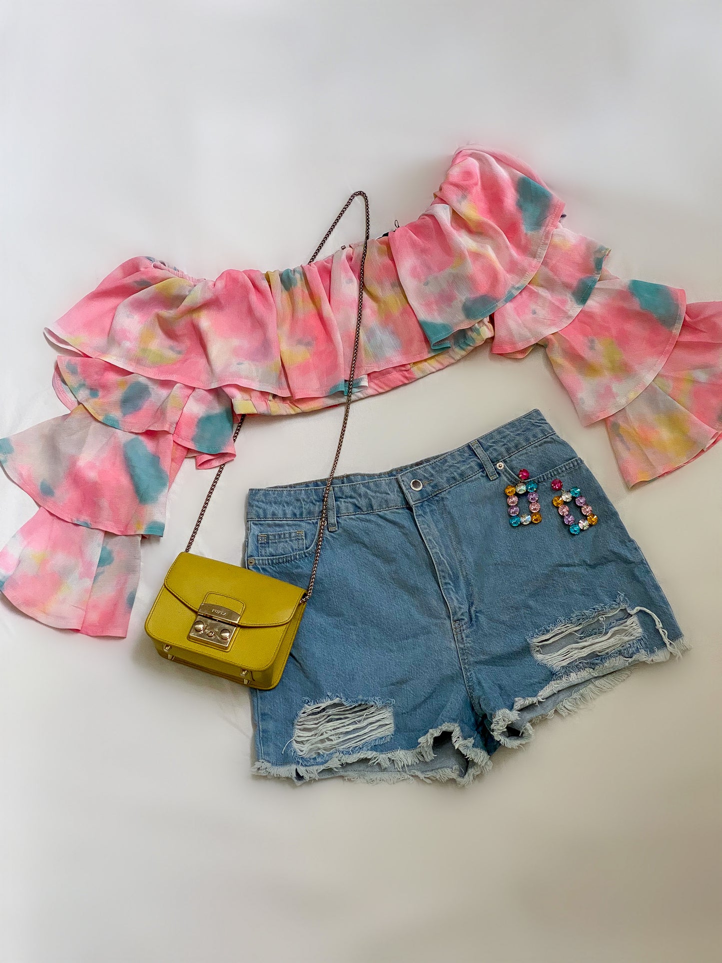 NEW pastel Boohoo off shoulder crop top with tiered sleeves - NBW