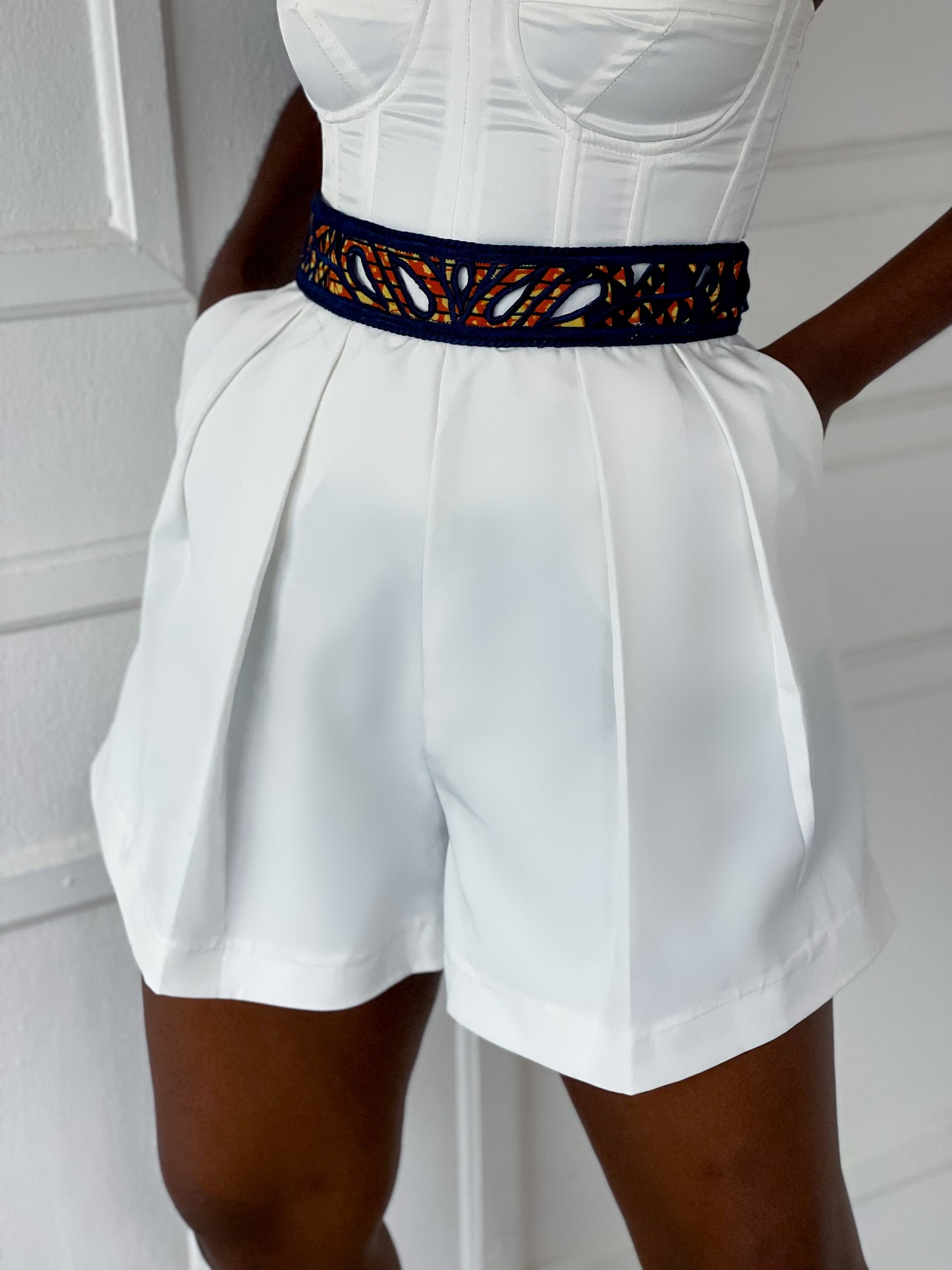 Christie Brown Tailored shorts - NBW